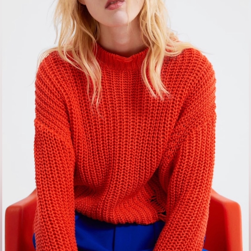 ZARA • Orange Distressed Knit Cropped Sweater, M - Picture 4 of 16